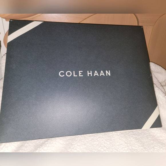 Cole Haan Genevieve shoulder bag - Picture 8 of 12